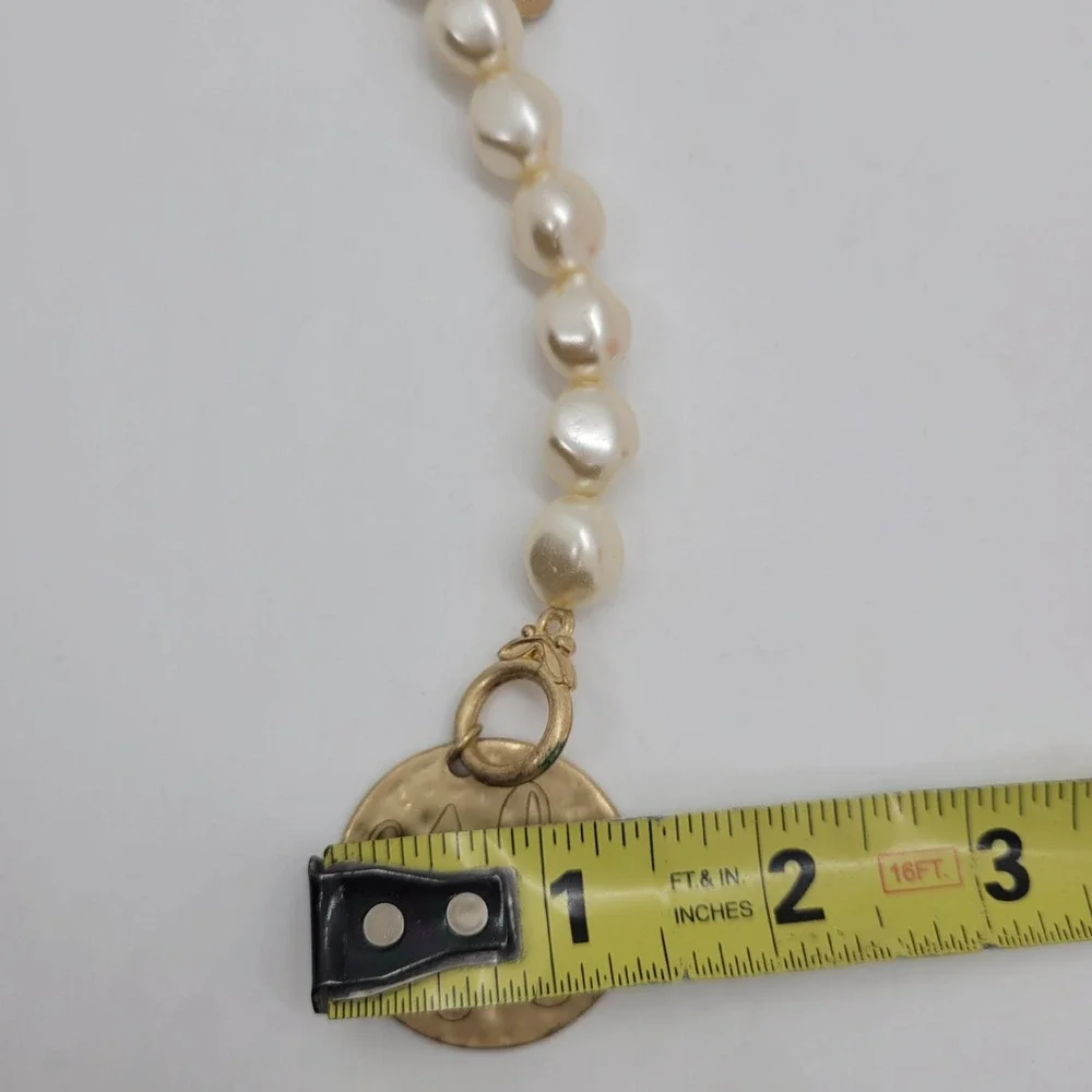 Initial H Pearl Toggle Stretch Bracelet Gold Tone Hammered Coin Medallion